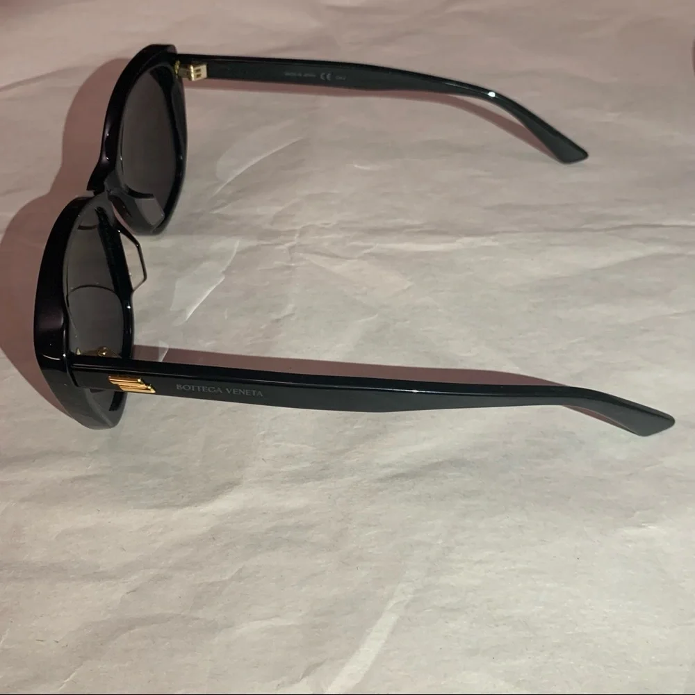 Bottega veneta sunglasses